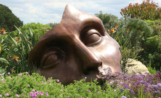 art in a green garden as a socially responsible investment