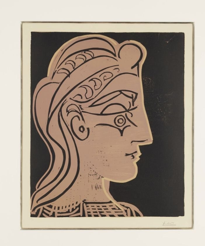 Tête de femme de profil